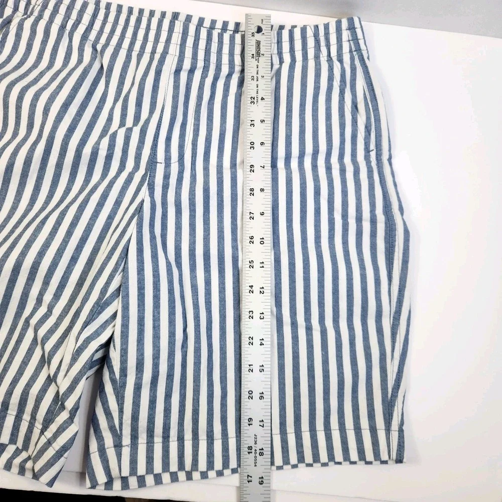 Lands End Womens Shorts Sz 12 Petite 12P Blue White Stripe Pull On‎ Casual Chic